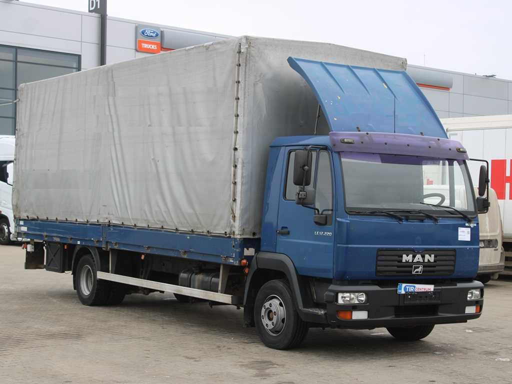MAN LE 12.220, EURO 6, TAIL LIFT, PNEU 80% - Kravas automašīna ar tentu: foto 2 MAN LE 12.220, EURO 6, TAIL LIFT, PNEU 80% - Kravas automašīna ar tentu: foto 2