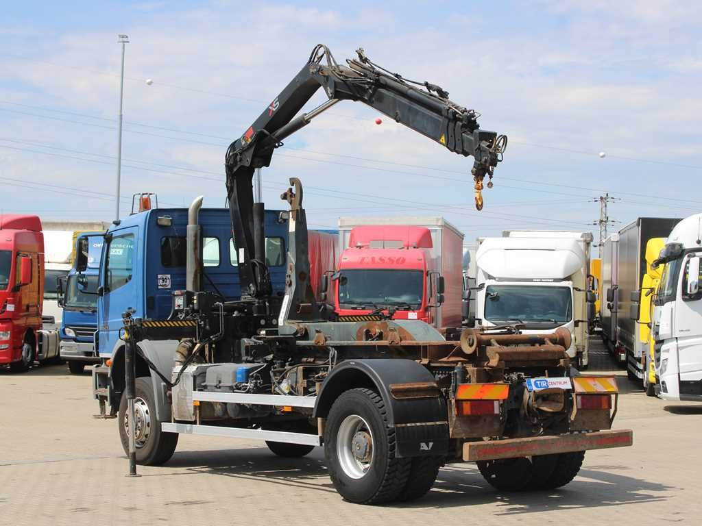 Mercedes-Benz AXOR 1824, CRANE HIAB 099B-3 DUO, 4x4 - Kravas auto ar manipulatoru: foto 4 Mercedes-Benz AXOR 1824, CRANE HIAB 099B-3 DUO, 4x4 - Kravas auto ar manipulatoru: foto 4