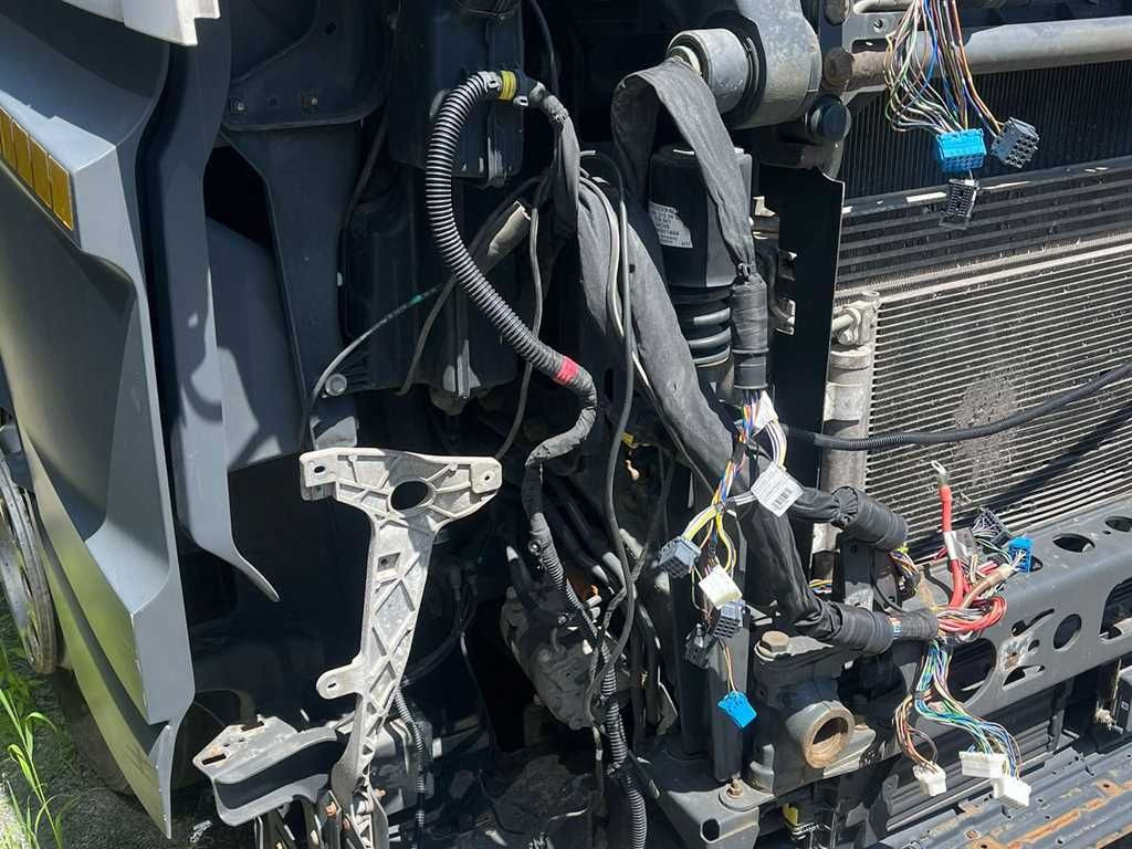 Mercedes-Benz Actros 2542, 6X2 - Kravas automašīna ar tentu: foto 3 Mercedes-Benz Actros 2542, 6X2 - Kravas automašīna ar tentu: foto 3