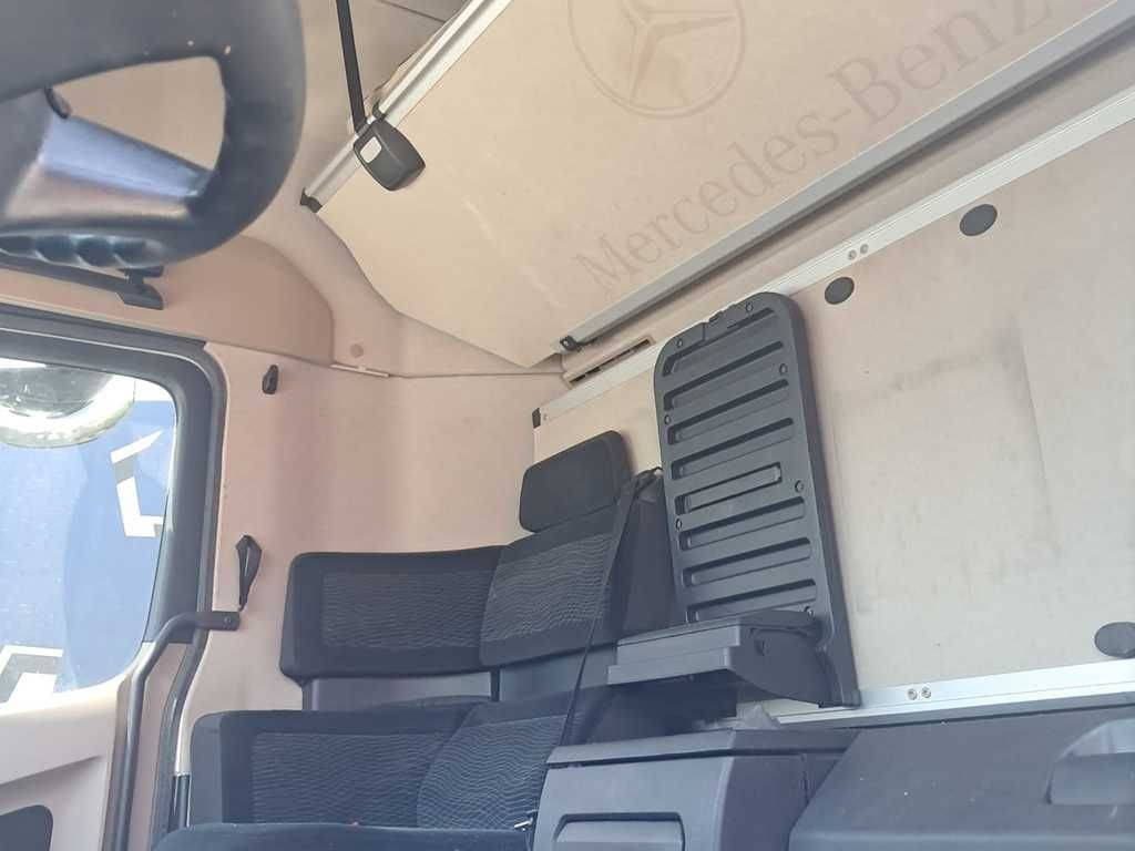 Mercedes-Benz Actros 2542, 6X2 - Kravas automašīna ar tentu: foto 5 Mercedes-Benz Actros 2542, 6X2 - Kravas automašīna ar tentu: foto 5