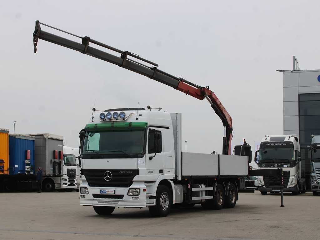 Mercedes-Benz Actros 2644, 6X4, EURO 4, CRANE FASSI F210 - Bortu kravas automašīna/ Platforma, Kravas auto ar manipulatoru: foto 1 Mercedes-Benz Actros 2644, 6X4, EURO 4, CRANE FASSI F210 - Bortu kravas automašīna/ Platforma, Kravas auto ar manipulatoru: foto 1