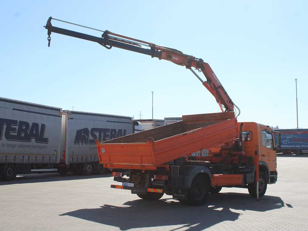 Mercedes-Benz Atego 1523, HYDRAULIC ARM ATLAS 60.1, THREE-SIDED - Kravas automašīna pašizgāzējs, Kravas auto ar manipulatoru: foto 4 Mercedes-Benz Atego 1523, HYDRAULIC ARM ATLAS 60.1, THREE-SIDED - Kravas automašīna pašizgāzējs, Kravas auto ar manipulatoru: foto 4