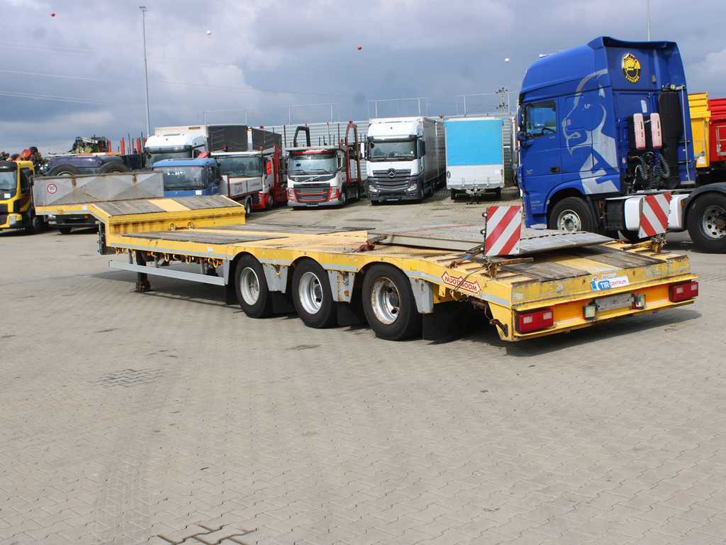 Nooteboom OSD-41-03, LIFT AXLE, DRIVEWAYS - Puspiekabe zema profila platforma: foto 5 Nooteboom OSD-41-03, LIFT AXLE, DRIVEWAYS - Puspiekabe zema profila platforma: foto 5