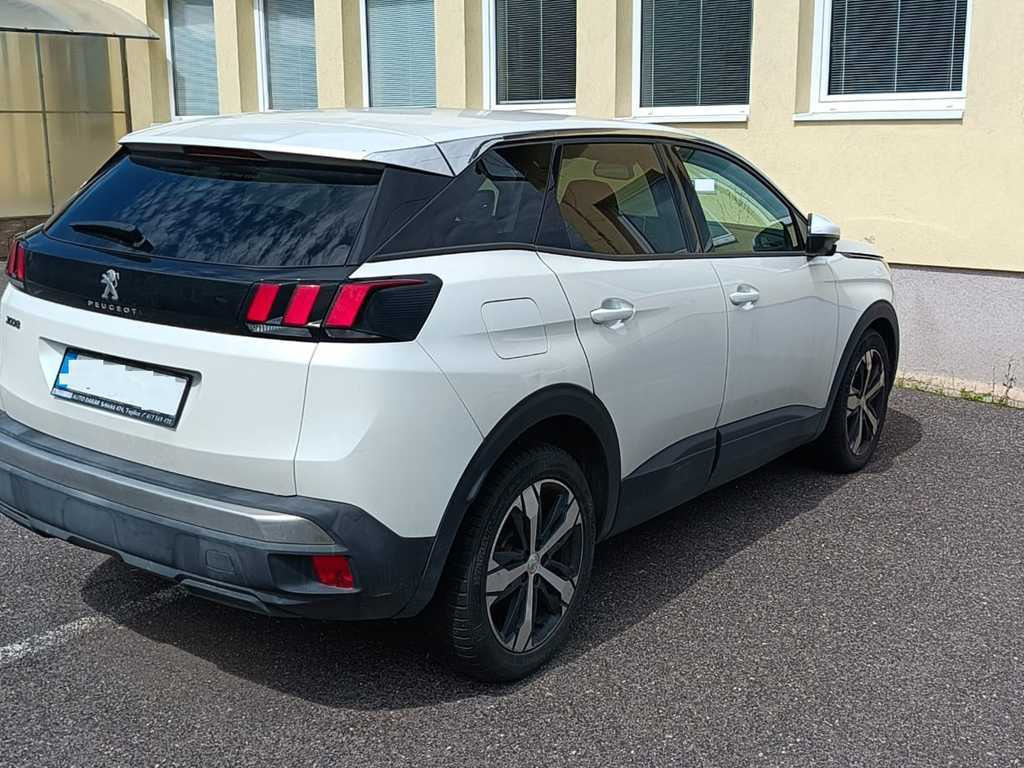 Peugeot 3008, without keys - Vieglā automašīna: foto 5 Peugeot 3008, without keys - Vieglā automašīna: foto 5