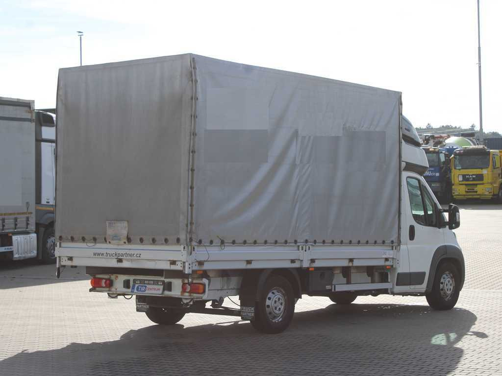 Peugeot Boxer, EURO 6, SIDE PANEL, TIRES 80% - Furgons ar tentu: foto 4 Peugeot Boxer, EURO 6, SIDE PANEL, TIRES 80% - Furgons ar tentu: foto 4