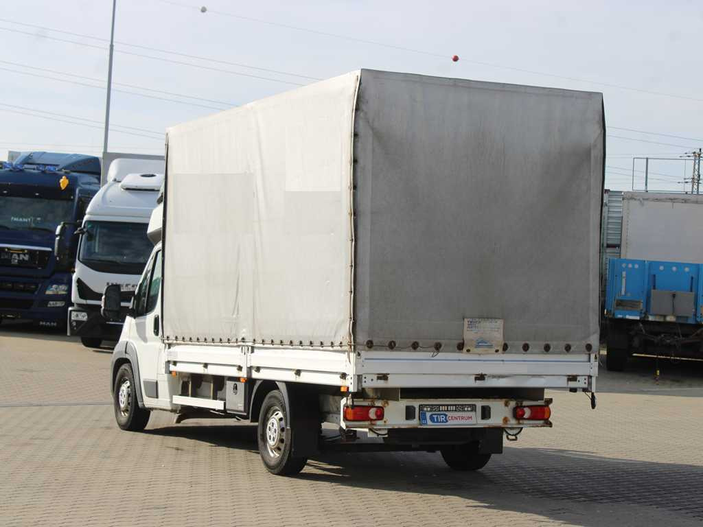 Peugeot Boxer, EURO 6, SIDE PANEL, TIRES 80% - Furgons ar tentu: foto 5 Peugeot Boxer, EURO 6, SIDE PANEL, TIRES 80% - Furgons ar tentu: foto 5