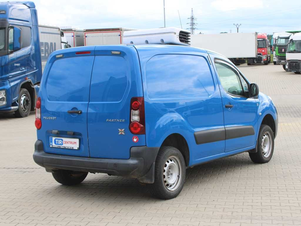 Peugeot PEUGEOT PARTNER, 4X4, CARRIER NEOS 100 - Komercauto refrižerators: foto 3 Peugeot PEUGEOT PARTNER, 4X4, CARRIER NEOS 100 - Komercauto refrižerators: foto 3