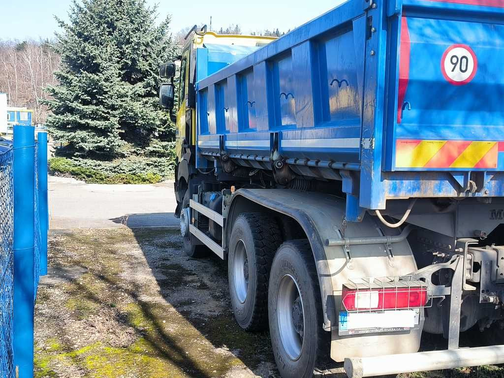 Renault K 460, THREE SIDED, 6X4, EURO 6 - Kravas automašīna pašizgāzējs: foto 3 Renault K 460, THREE SIDED, 6X4, EURO 6 - Kravas automašīna pašizgāzējs: foto 3