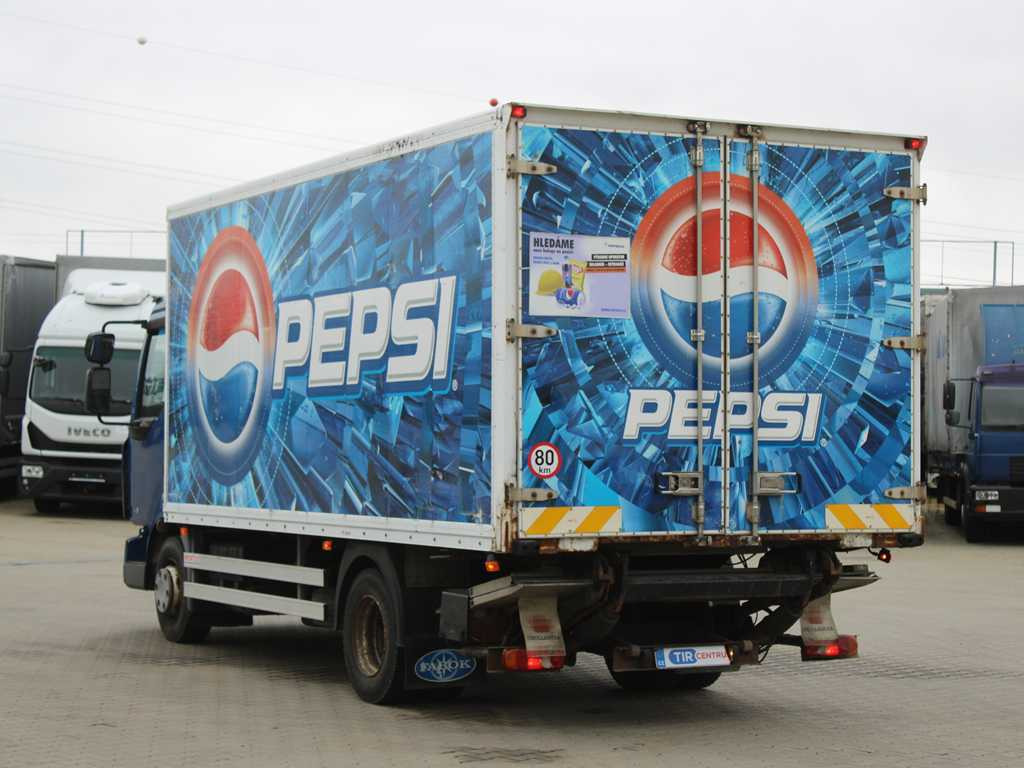 Renault MIDLUM 160.10, EURO 4, HYDRAULIC FRONT, TIRE 80% - Kravas automašīna ar slēgto virsbūvi: foto 5 Renault MIDLUM 160.10, EURO 4, HYDRAULIC FRONT, TIRE 80% - Kravas automašīna ar slēgto virsbūvi: foto 5