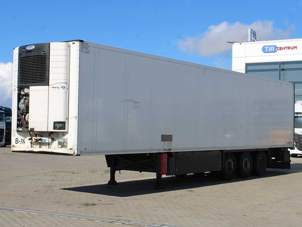 Schmitz Cargobull SKO 24/L - 13.4 FP 60 COOL, CARRIER 6760mth - Puspiekabe slēgtā virsbūve: foto 1 Schmitz Cargobull SKO 24/L - 13.4 FP 60 COOL, CARRIER 6760mth - Puspiekabe slēgtā virsbūve: foto 1
