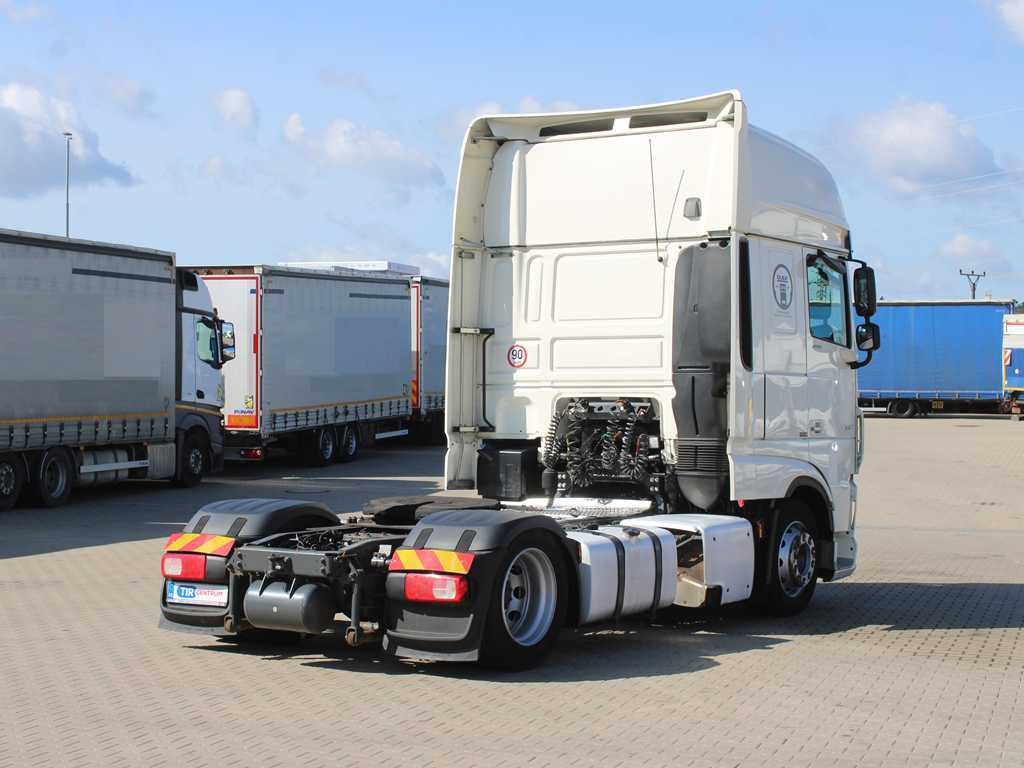 DAF XF 480 FT, EURO 6, LOWDECK, LIGHTHOUSES - Vilcējs: foto 4 DAF XF 480 FT, EURO 6, LOWDECK, LIGHTHOUSES - Vilcējs: foto 4