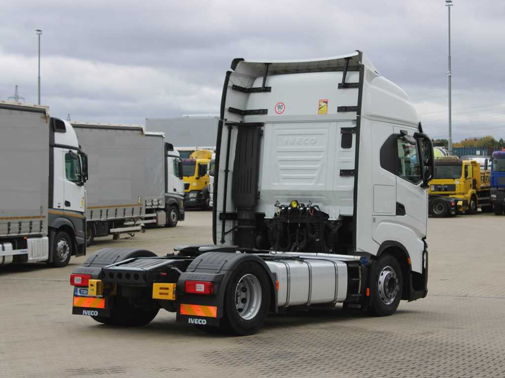 Iveco S-Way 480, EURO 6, INDEPENDENT AIR CONDITIONING, NAVIGATION - Vilcējs: foto 4 Iveco S-Way 480, EURO 6, INDEPENDENT AIR CONDITIONING, NAVIGATION - Vilcējs: foto 4