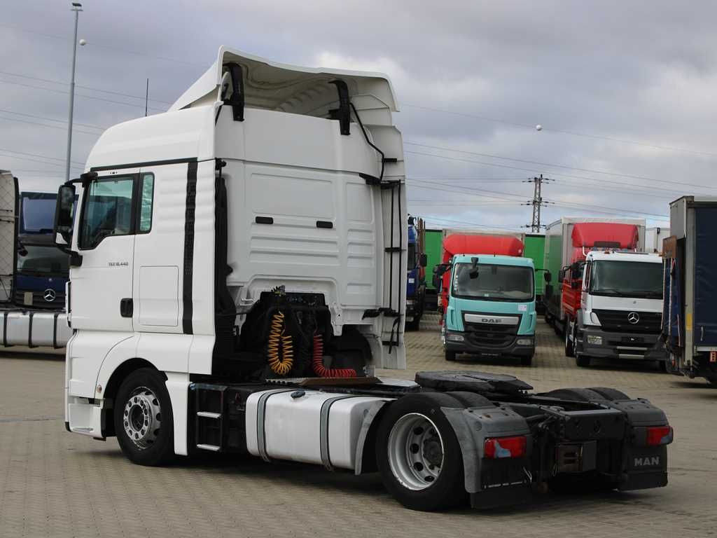 MAN TGX 18.440, LOWDECK, EURO 6 - Vilcējs: foto 4 MAN TGX 18.440, LOWDECK, EURO 6 - Vilcējs: foto 4
