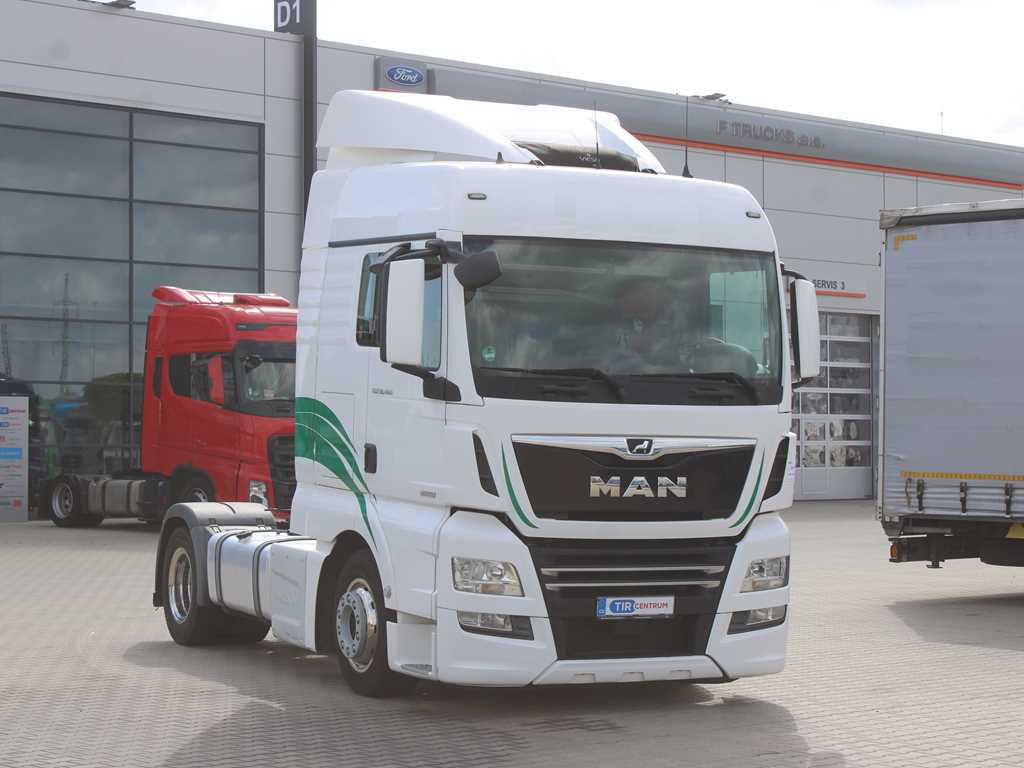 MAN TGX 18.460, LOWDECK, EURO 6, NAVIGATION, INDEPENDENT AIR CONDITIONING - Vilcējs: foto 3 MAN TGX 18.460, LOWDECK, EURO 6, NAVIGATION, INDEPENDENT AIR CONDITIONING - Vilcējs: foto 3