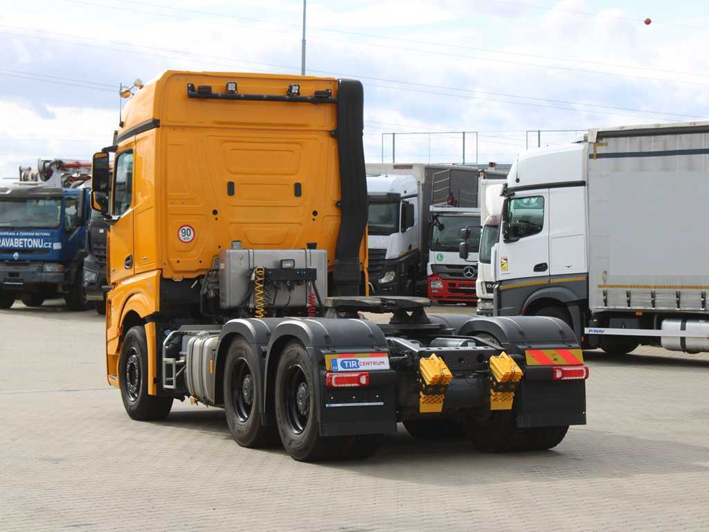 Mercedes-Benz Actros 2658, 6X4, EURO 6, RETARDER, TIPPING HYDRAULICS, TRK, 4 YEARS WARRANTY - Vilcējs: foto 5 Mercedes-Benz Actros 2658, 6X4, EURO 6, RETARDER, TIPPING HYDRAULICS, TRK, 4 YEARS WARRANTY - Vilcējs: foto 5