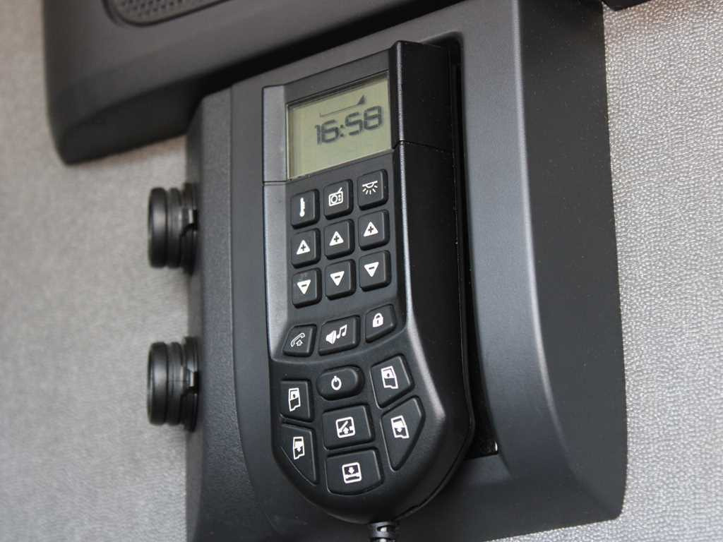 Vilcējs Renault T520, LOWDECK, EURO 6, TIRES 80%: foto 15