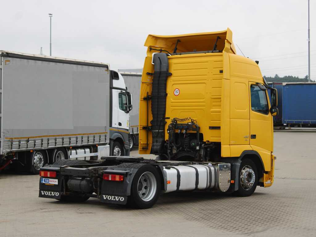 Volvo FH 420, EURO 5 EEV, LOWDECK, AIR SUSPENSION, VEB + - Vilcējs: foto 4 Volvo FH 420, EURO 5 EEV, LOWDECK, AIR SUSPENSION, VEB + - Vilcējs: foto 4