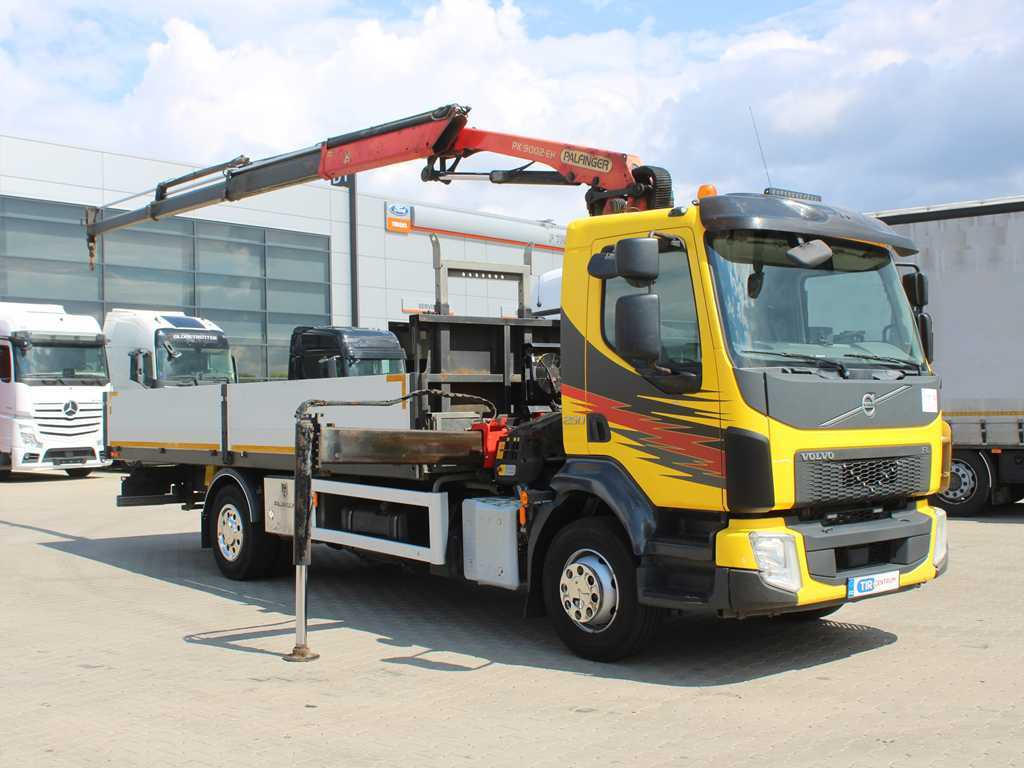 Volvo FL 250, EURO 6, SIDES, CAMERA, HYDRAULIC ARM PALFINGER PK 9002 EH - Bortu kravas automašīna/ Platforma, Kravas auto ar manipulatoru: foto 3 Volvo FL 250, EURO 6, SIDES, CAMERA, HYDRAULIC ARM PALFINGER PK 9002 EH - Bortu kravas automašīna/ Platforma, Kravas auto ar manipulatoru: foto 3
