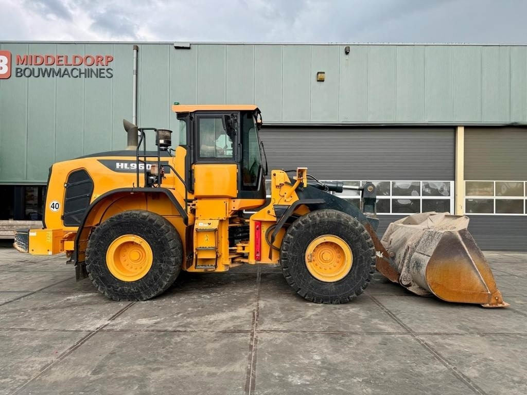 Hyundai HL960A - Riteņu iekrāvējs: foto 5 Hyundai HL960A - Riteņu iekrāvējs: foto 5