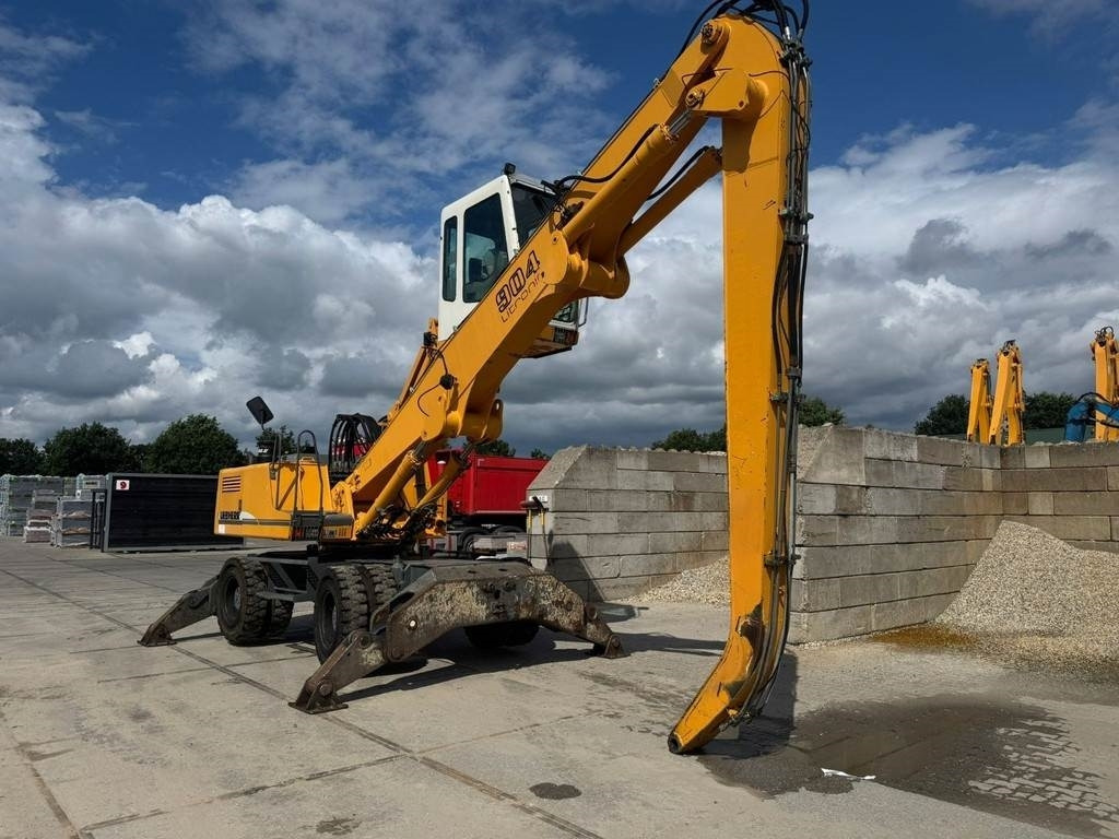Atkritumu iekrāvējs Liebherr A 904: foto 6