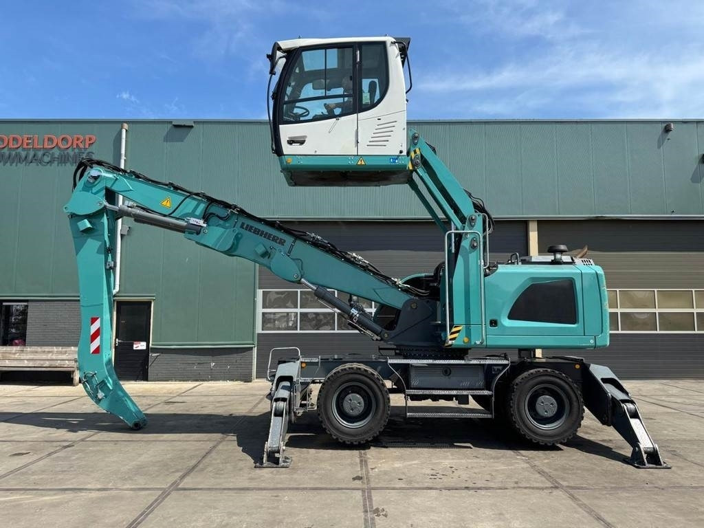 Liebherr LH 22 M - Atkritumu iekrāvējs: foto 1 Liebherr LH 22 M - Atkritumu iekrāvējs: foto 1