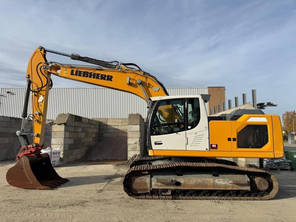 Liebherr R922 LC - Kāpurķēžu ekskavators: foto 1 Liebherr R922 LC - Kāpurķēžu ekskavators: foto 1