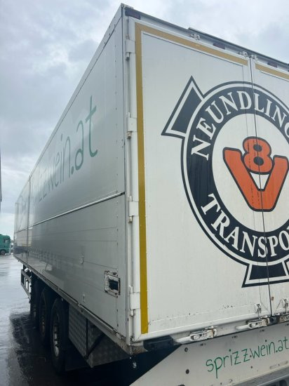 Ackermann PS-F 24/13, Getränkeauflieger - Puspiekabe dzērienu pārvadāšanai: foto 4 Ackermann PS-F 24/13, Getränkeauflieger - Puspiekabe dzērienu pārvadāšanai: foto 4