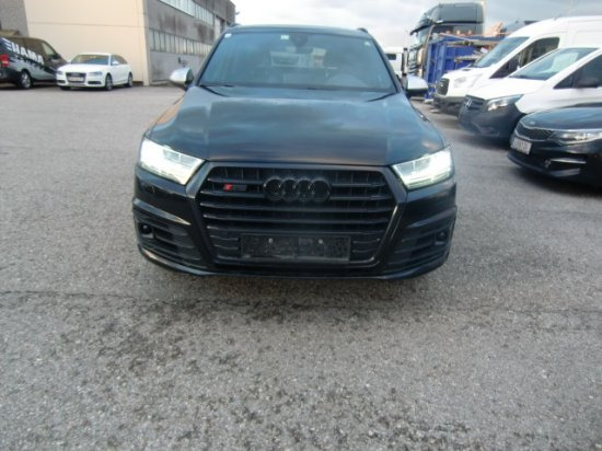 Audi SQ7 4,0 TDi V8 S line - SUV: foto 2 Audi SQ7 4,0 TDi V8 S line - SUV: foto 2