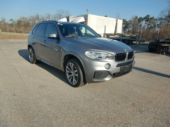 Vieglā automašīna BMW X5 35i xDrive M Paket ÖSTERREICHPREIS inkl. NOVA: foto 1