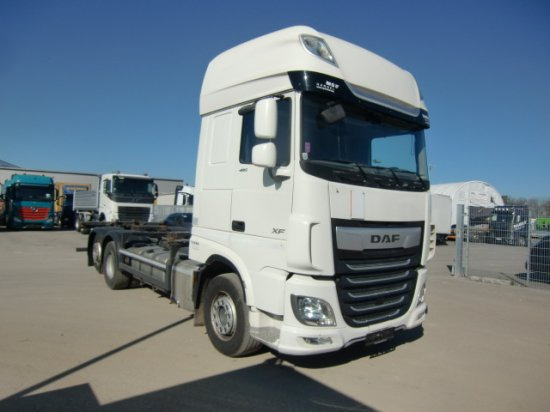 DAF XF 480 FAR BDF SSC Euro 6 Liftachse, Retarder - Konteineru vedējs/ Kravas automašīna ar noņemamā virsbūve: foto 3 DAF XF 480 FAR BDF SSC Euro 6 Liftachse, Retarder - Konteineru vedējs/ Kravas automašīna ar noņemamā virsbūve: foto 3