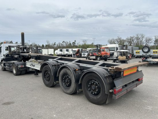 FLIEGL 30 ft Container Kippchassis ,Alufelgen - Puspiekabe noņemamā virsbūve/ Konteineru vedējs: foto 4 FLIEGL 30 ft Container Kippchassis ,Alufelgen - Puspiekabe noņemamā virsbūve/ Konteineru vedējs: foto 4