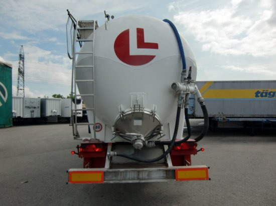 Feldbinder KIP 63.3 Siloauflieger, SAF-Achsen, Alu-Felgen, - Silosa puspiekabe: foto 4 Feldbinder KIP 63.3 Siloauflieger, SAF-Achsen, Alu-Felgen, - Silosa puspiekabe: foto 4