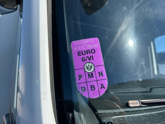 Iveco 160E Koffer, E6, LBW Palfinger - Kravas automašīna ar slēgto virsbūvi: foto 5 Iveco 160E Koffer, E6, LBW Palfinger - Kravas automašīna ar slēgto virsbūvi: foto 5