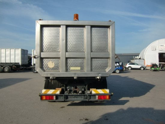 MAN 19.342 Tierkörperverwertung Sonderaufbau, Blattgefedert - Komunālā/ Specializētā tehnika, Kravas automašīna: foto 5 MAN 19.342 Tierkörperverwertung Sonderaufbau, Blattgefedert - Komunālā/ Specializētā tehnika, Kravas automašīna: foto 5