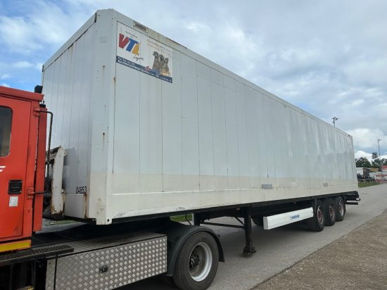 Krone SD-K Kofferauflieger, Liftachse, SAF - Puspiekabe slēgtā virsbūve: foto 1 Krone SD-K Kofferauflieger, Liftachse, SAF - Puspiekabe slēgtā virsbūve: foto 1