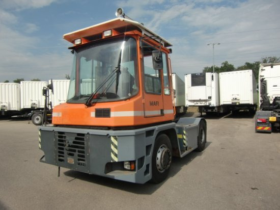 MAFI Hofschlepper MT32Z - Termināļa traktors: foto 1 MAFI Hofschlepper MT32Z - Termināļa traktors: foto 1