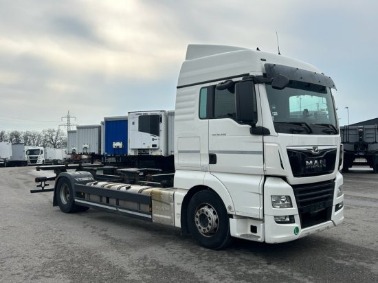 MAN TGX 18.460 XLX, 4x2, Euro 6, Standklima - Konteineru vedējs/ Kravas automašīna ar noņemamā virsbūve: foto 3 MAN TGX 18.460 XLX, 4x2, Euro 6, Standklima - Konteineru vedējs/ Kravas automašīna ar noņemamā virsbūve: foto 3