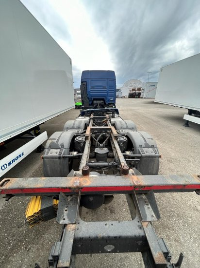 MAN TGX 26.440 XLX 6x2 Liftachse, Euro 6, Retarder, Motorschaden engine damage! - Konteineru vedējs/ Kravas automašīna ar noņemamā virsbūve: foto 4 MAN TGX 26.440 XLX 6x2 Liftachse, Euro 6, Retarder, Motorschaden engine damage! - Konteineru vedējs/ Kravas automašīna ar noņemamā virsbūve: foto 4