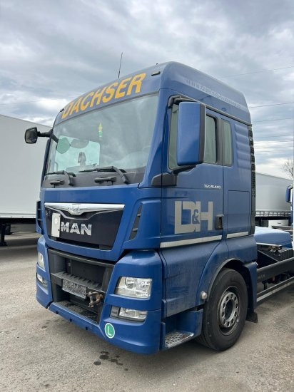 MAN TGX 26.440 XLX 6x2 Liftachse, Euro 6, Retarder, Motorschaden engine damage! - Konteineru vedējs/ Kravas automašīna ar noņemamā virsbūve: foto 3 MAN TGX 26.440 XLX 6x2 Liftachse, Euro 6, Retarder, Motorschaden engine damage! - Konteineru vedējs/ Kravas automašīna ar noņemamā virsbūve: foto 3