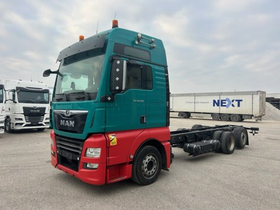 MAN TGX 26.500 XXL, 6x2, Jumbo, Liftachse, Intarder, Euro6, Full-Air - Šasija kravas automašīna: foto 1 MAN TGX 26.500 XXL, 6x2, Jumbo, Liftachse, Intarder, Euro6, Full-Air - Šasija kravas automašīna: foto 1