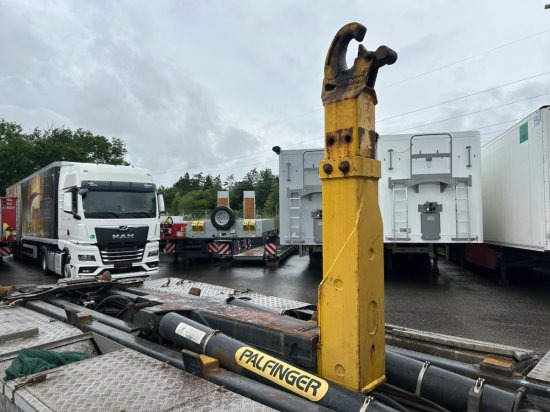Pacēlājs ar āķi, Kravas auto ar manipulatoru Scania R560 8x2, Schrottkran, E5, Lenk-Lift-Achse: foto 12