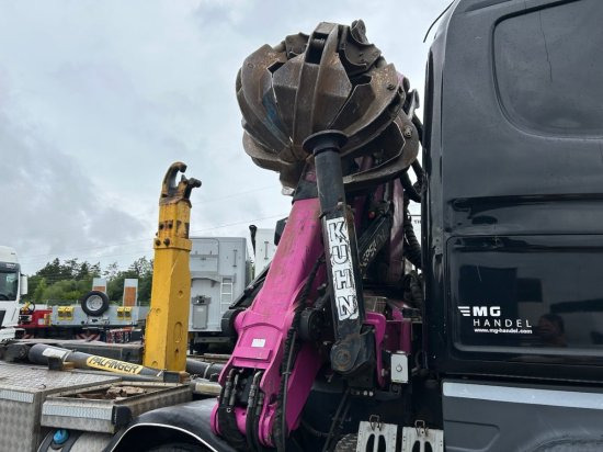 Pacēlājs ar āķi, Kravas auto ar manipulatoru Scania R560 8x2, Schrottkran, E5, Lenk-Lift-Achse: foto 11