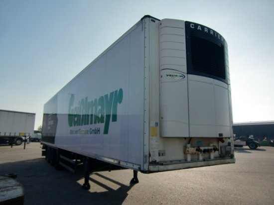 Schmitz SKO 24 Kühlauflieger, Carrier Vector 1550 Liftachse - Puspiekabe izotermiskais: foto 1 Schmitz SKO 24 Kühlauflieger, Carrier Vector 1550 Liftachse - Puspiekabe izotermiskais: foto 1