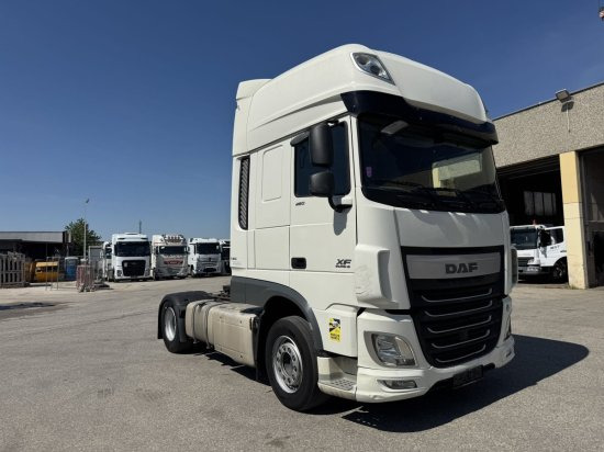 DAF XF 460 SSC, Automatik, EURO6, Standklima - Vilcējs: foto 3 DAF XF 460 SSC, Automatik, EURO6, Standklima - Vilcējs: foto 3
