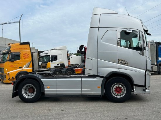 Volvo FH 500, E6, Voll-Luft, I-Shift, VEB+, Standklima, Schubbodenhydraulik - Vilcējs: foto 4 Volvo FH 500, E6, Voll-Luft, I-Shift, VEB+, Standklima, Schubbodenhydraulik - Vilcējs: foto 4