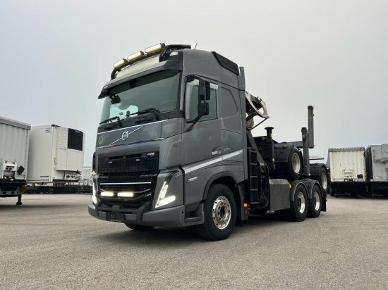 Volvo FH 16 650 6x4 Langholzzug + Doll M2K-9L Nachläufer mit Palfinger Epsilon S260C96, I-Shift, Retarder, - Kokvedējs, Kravas auto ar manipulatoru: foto 1 Volvo FH 16 650 6x4 Langholzzug + Doll M2K-9L Nachläufer mit Palfinger Epsilon S260C96, I-Shift, Retarder, - Kokvedējs, Kravas auto ar manipulatoru: foto 1