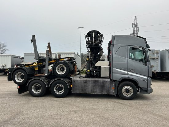 Volvo FH 16 650 6x4 Langholzzug + Doll M2K-9L Nachläufer mit Palfinger Epsilon S260C96, I-Shift, Retarder, - Kokvedējs, Kravas auto ar manipulatoru: foto 4 Volvo FH 16 650 6x4 Langholzzug + Doll M2K-9L Nachläufer mit Palfinger Epsilon S260C96, I-Shift, Retarder, - Kokvedējs, Kravas auto ar manipulatoru: foto 4