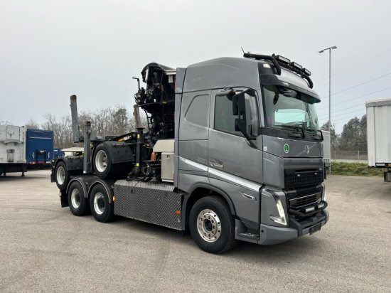 Volvo FH 16 650 6x4 Langholzzug + Doll M2K-9L Nachläufer mit Palfinger Epsilon S260C96, I-Shift, Retarder, - Kokvedējs, Kravas auto ar manipulatoru: foto 3 Volvo FH 16 650 6x4 Langholzzug + Doll M2K-9L Nachläufer mit Palfinger Epsilon S260C96, I-Shift, Retarder, - Kokvedējs, Kravas auto ar manipulatoru: foto 3