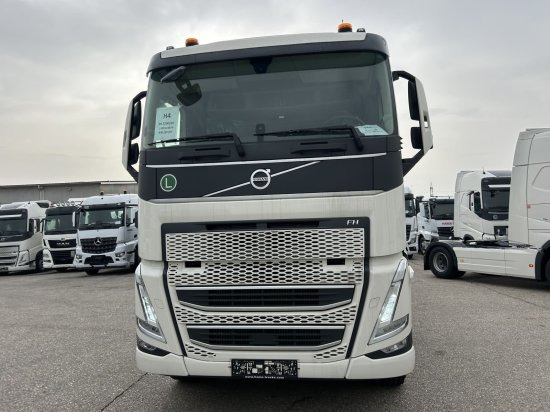 Volvo FH 500 6X2 Euro6, Retarder, Pritsche, Palfinger PK22002-EH - Bortu kravas automašīna/ Platforma, Kravas auto ar manipulatoru: foto 2 Volvo FH 500 6X2 Euro6, Retarder, Pritsche, Palfinger PK22002-EH - Bortu kravas automašīna/ Platforma, Kravas auto ar manipulatoru: foto 2