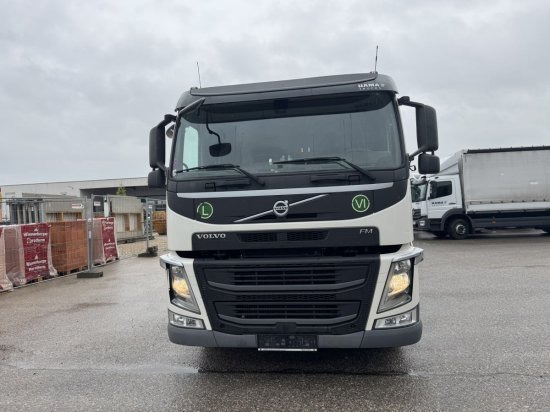 Volvo FM 420, Schlafkabine Koffer mit Ladebordwand - Kravas automašīna ar slēgto virsbūvi: foto 2 Volvo FM 420, Schlafkabine Koffer mit Ladebordwand - Kravas automašīna ar slēgto virsbūvi: foto 2